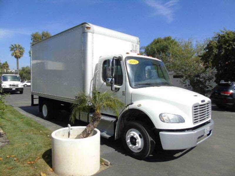 box truck freightliner with sleeper for sale near me 26ft